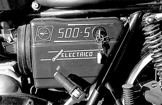 500S Electrico, geeft aan dat er een startmotor is gemonteerd